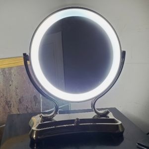 Zadro 1x/5x Magnifying Oversized Fluorescent Lighted Glamour Vanity Mirror